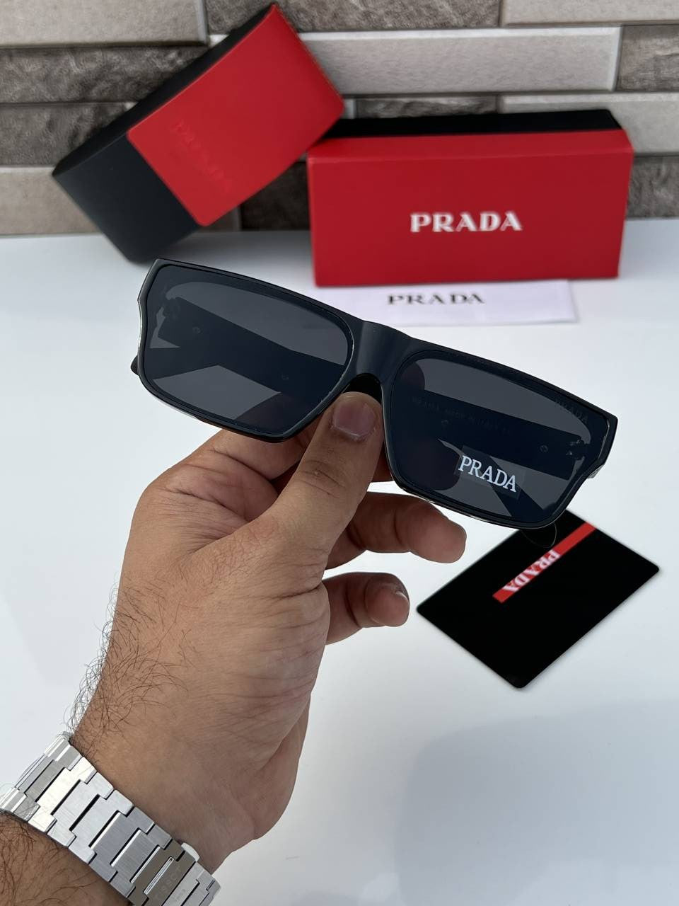 Prada_629_black